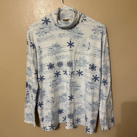 Bobbie Brooks Snowflake Turtleneck - Picture 1 of 3